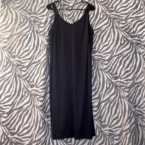 Black Semi Sheer Long Slip - Picture 1 of 2